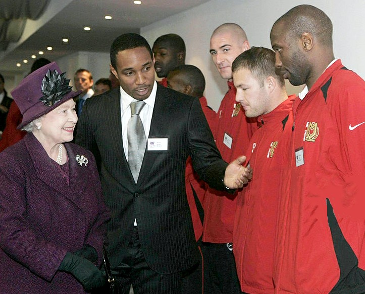 MILTON KEYNES- NOVEMBER 29: (NO PUBLICATION IN UK MEDIA FOR 28 DAYS)  Queen Elizabeth ll meets players of the MK Dons and their manager Paul Ince during a visit to the MK Stadium in Milton Keynes on November 29, 2007 in Milton Keynes, England.    (Photo by Pool/Anwar Hussein Collection/WireImage) *** Local Caption *** 28 DAY UK RESTRICTION